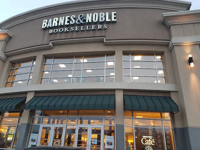 Barnes & Noble 9