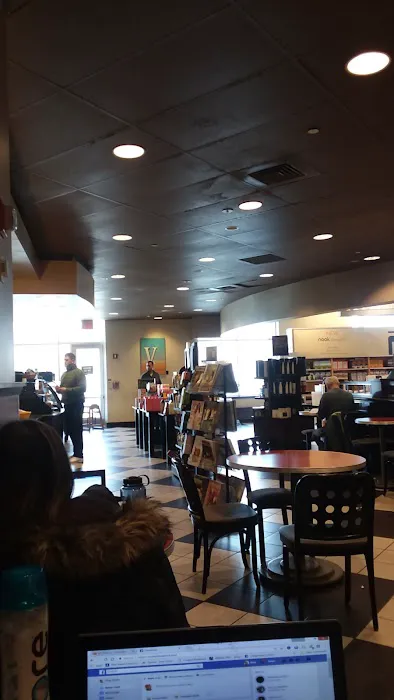 Barnes & Noble 4