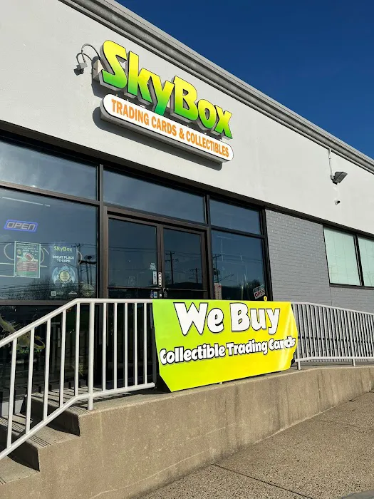 SkyBox Trading Cards & Collectibles 3