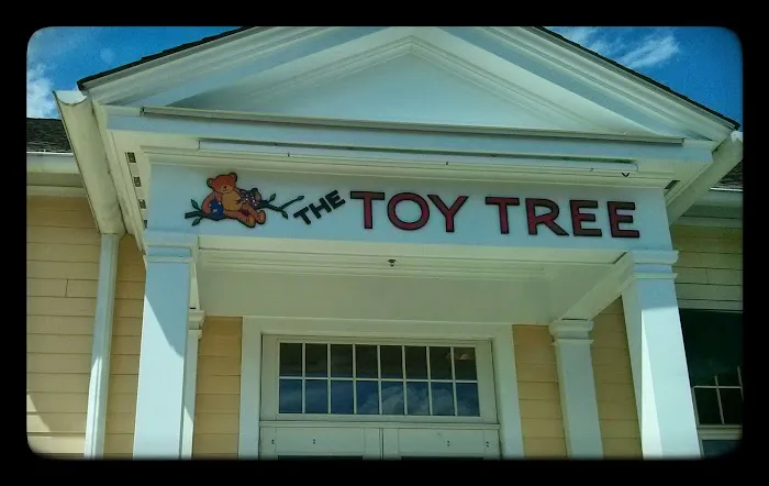 The Toy Tree 7