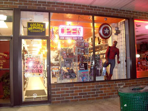 Golden Memories Comics & Toys 4