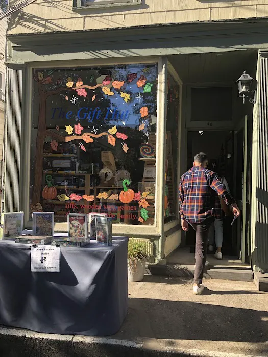 The Gift Hut 3