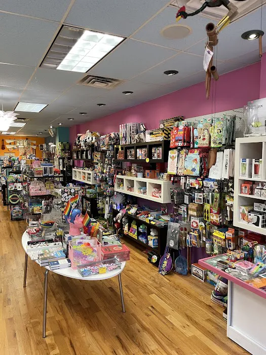 Play Toys & Gifts 5