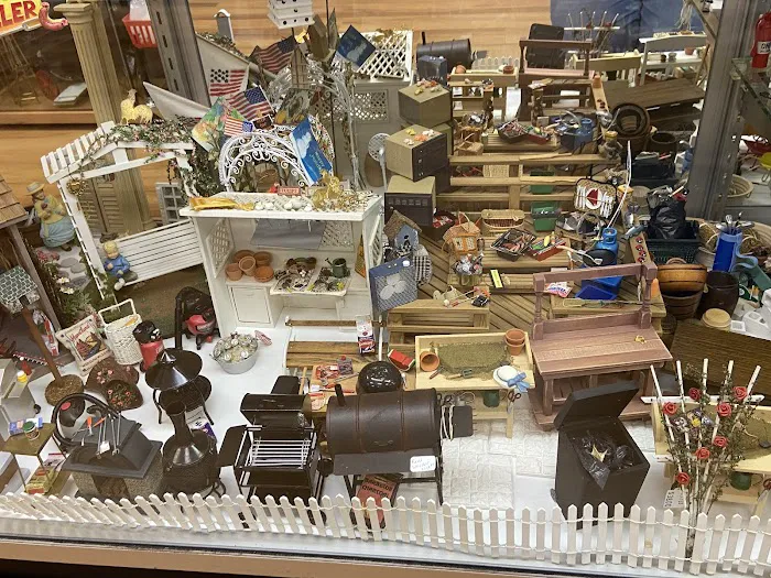 Miniature Dollhouse Creations 7