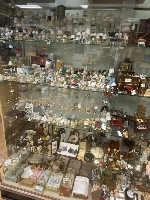 Miniature Dollhouse Creations 0