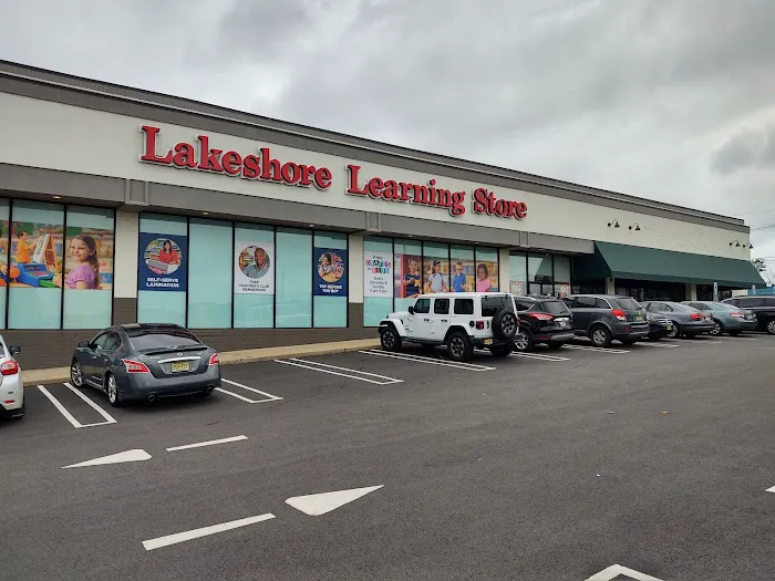 Lakeshore Learning Store 0