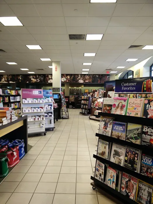 Barnes & Noble 5