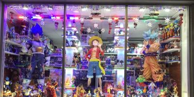 Legacy Collectibles & Toys