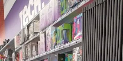 Five Below
