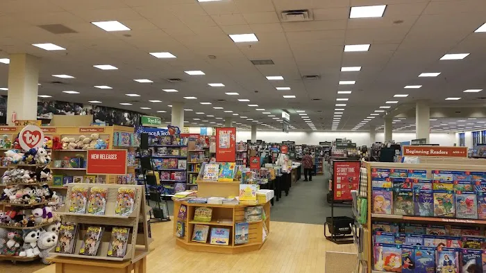 Barnes & Noble 0