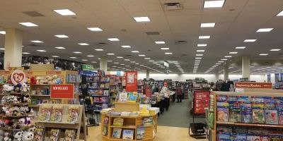Barnes & Noble