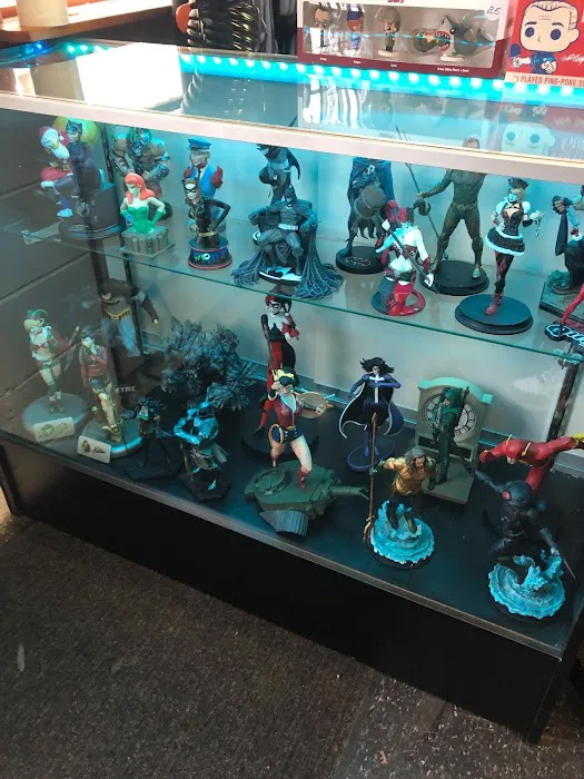 Razors Edge Collectibles 7