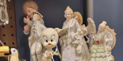 The Cash Cow Vintage Toy / Collectible Stores