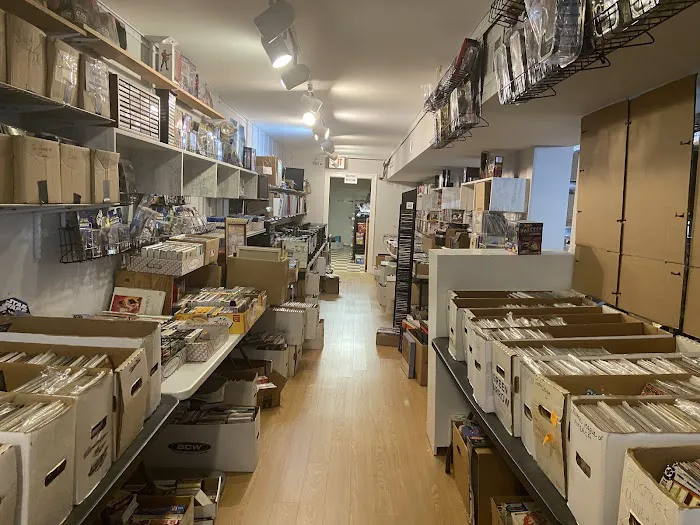 Dr. Wonder Comics & Collectibles 3
