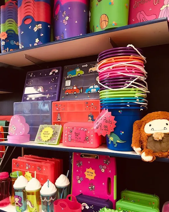 Quinnderella's Toys 5