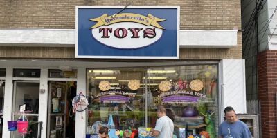 Quinnderella's Toys