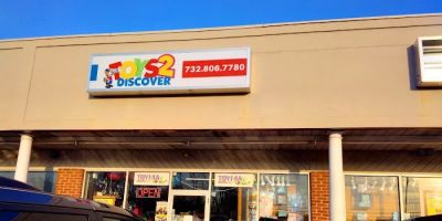 Toys 2 Discover Lakewood