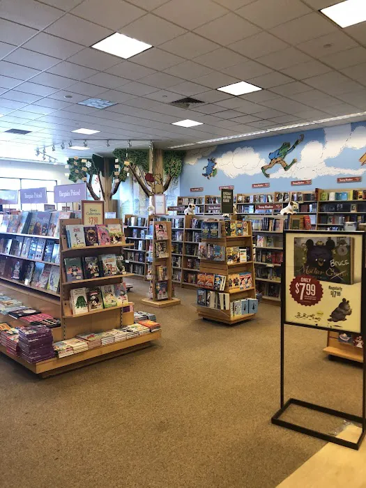 Barnes & Noble 4