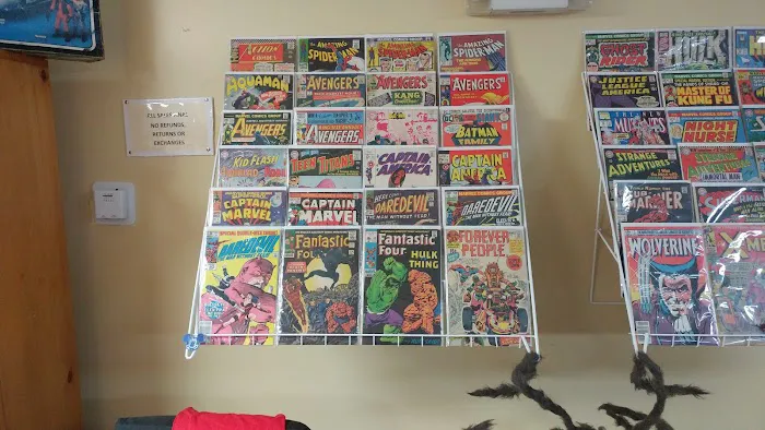 Tinkerbeee's Toy & Comic Store 6