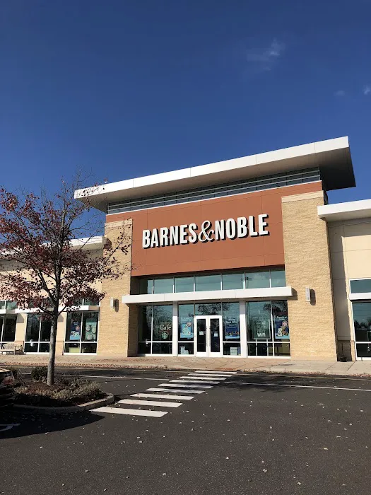 Barnes & Noble 5
