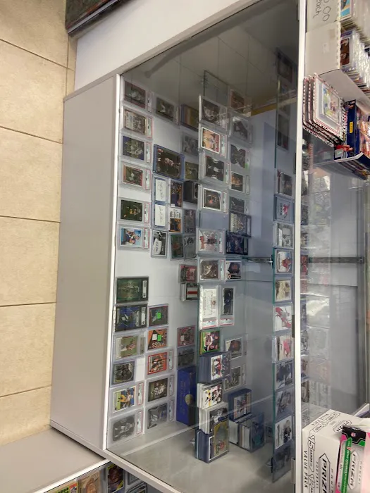 Sab's Collectibles 7