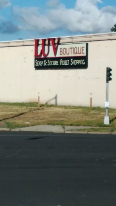 Luv Boutique 0