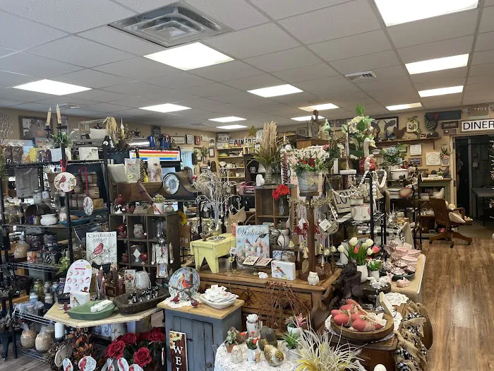 Chrisandra’s Country Store 0