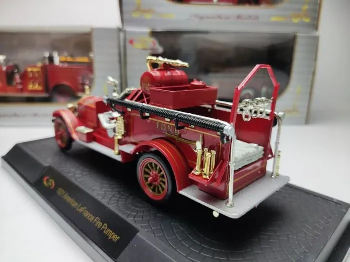J.Thomas Collectibles 5
