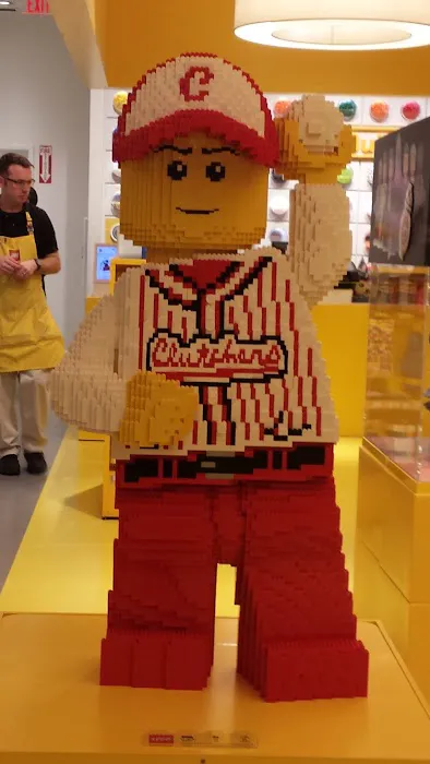 The LEGO® Store Westfarms Mall 3