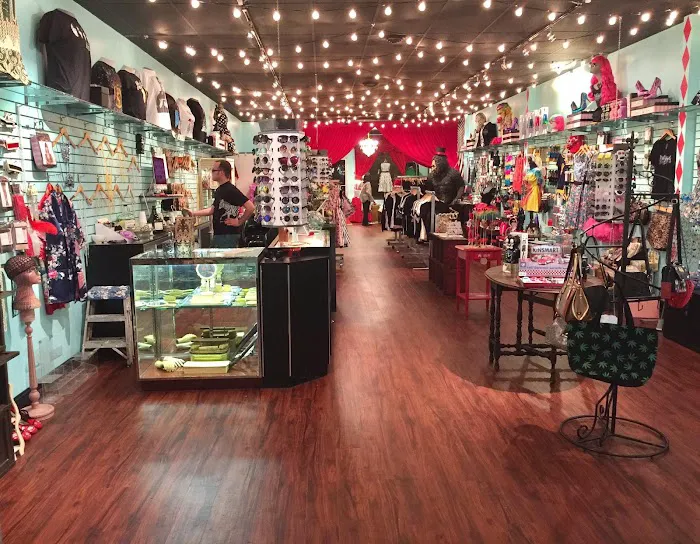 Paper Doll Curiosity Shoppe 1