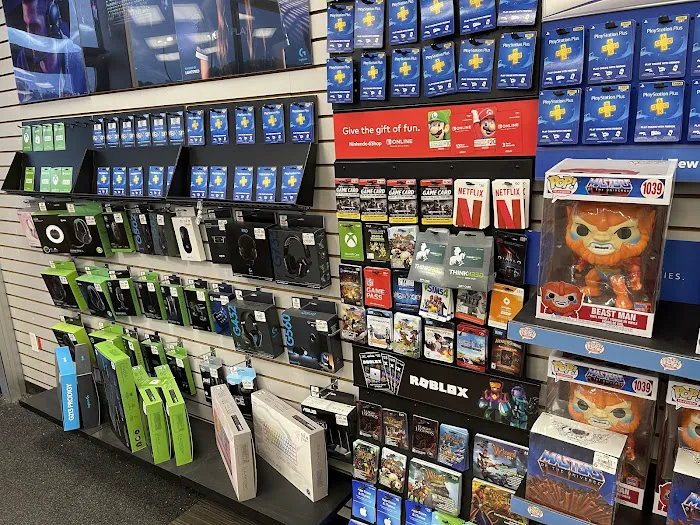 GameStop 2