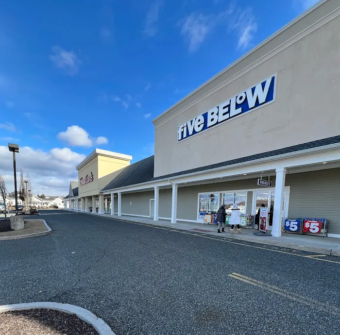 Five Below 9