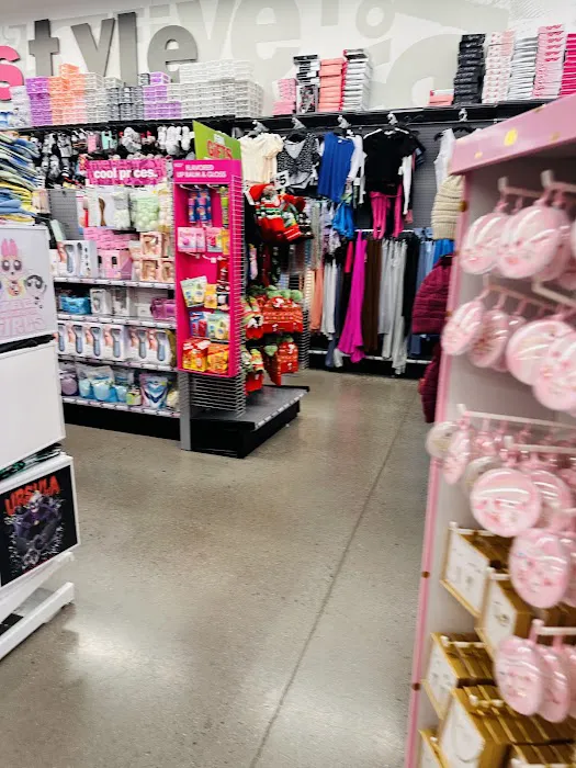 Five Below 5