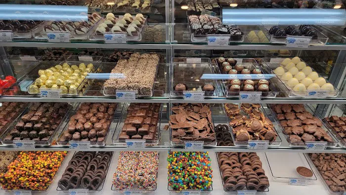 Grandpa Joe's Candy Shop - Emmaus, PA 3