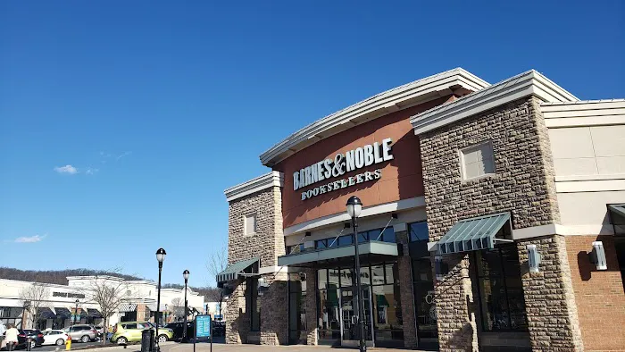 Barnes & Noble 4