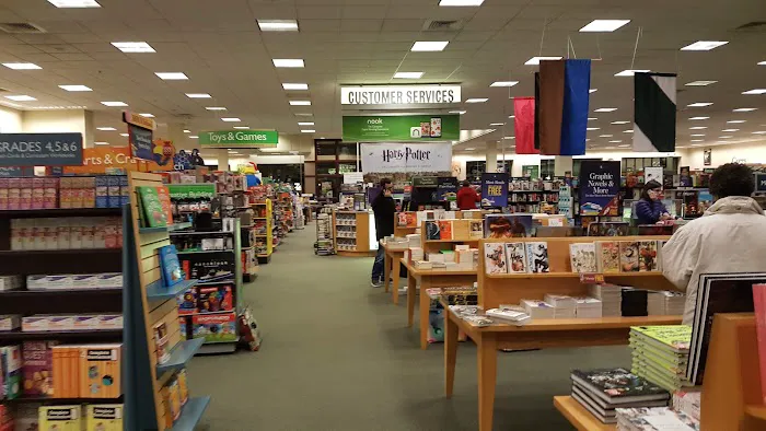 Barnes & Noble 3