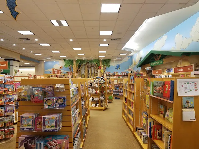 Barnes & Noble 3