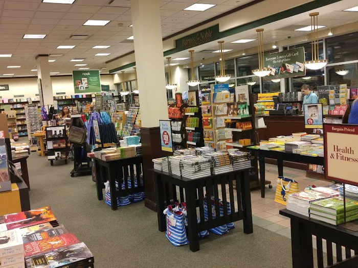 Barnes & Noble 1