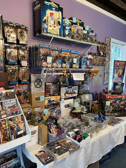 Mike’s Toy Chest & Comic Rack 8