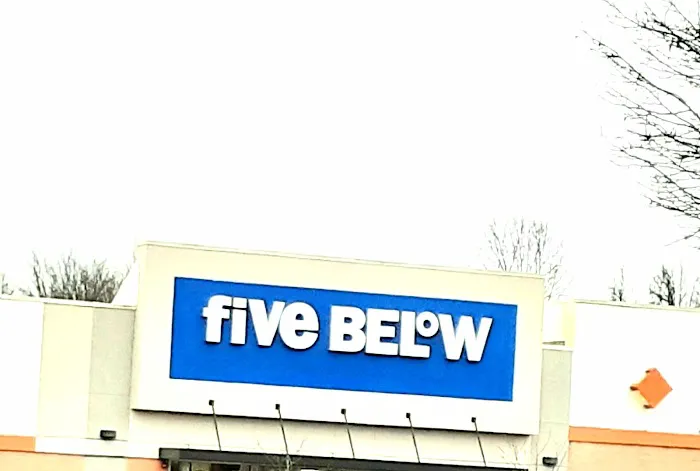Five Below 9