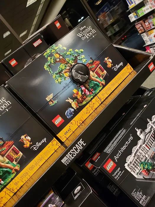 Barnes & Noble 8