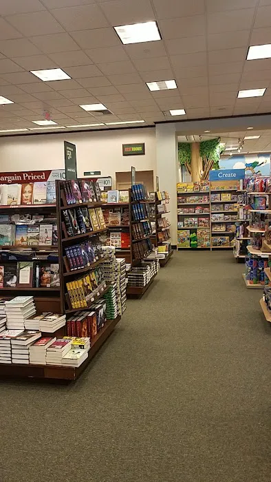 Barnes & Noble 9