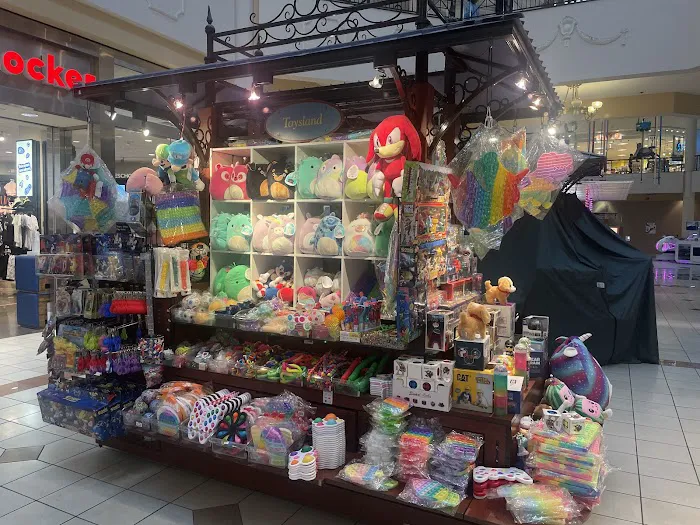 Toysland 9