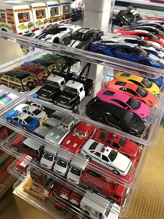 Bussinger Trains & Toys! 5
