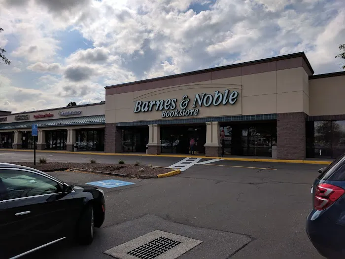 Barnes & Noble 2