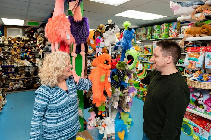 Necker's Toyland 3
