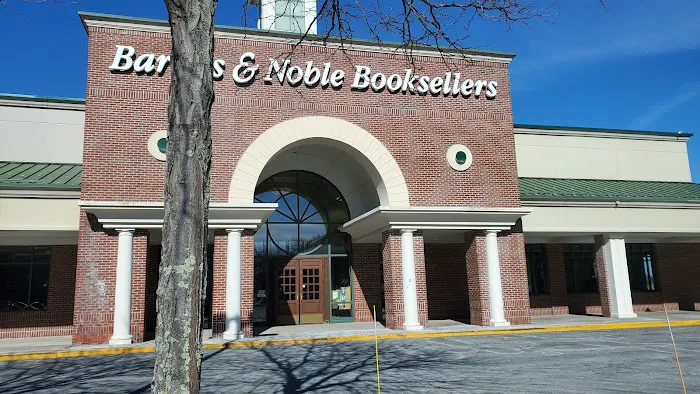 Barnes & Noble 3