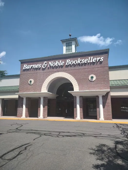 Barnes & Noble 6