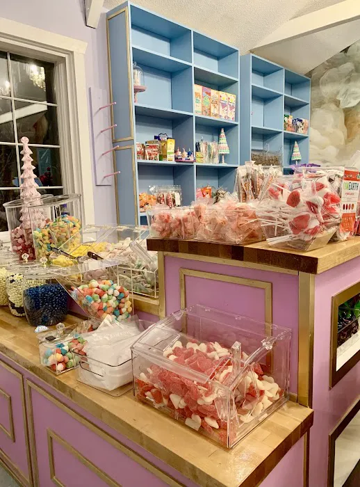 BouNom Emporium 0