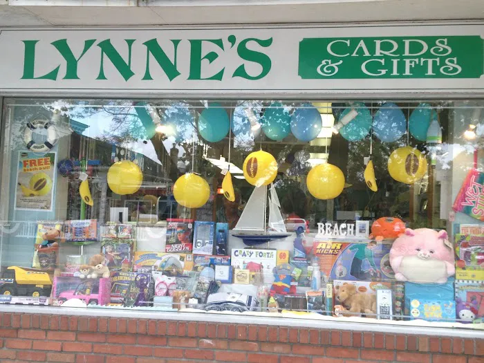 Lynne's Cards & Gifts 9